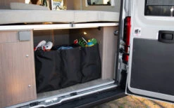 Hindermann Multibehältnis 51 X 65 X 28,5 Cm (2 Kammern) 12 Hindermann Multibehältnis 51 X 65 X 28,5 Cm (2 Kammern) -Fiamma Verkäufe 362712 2652451